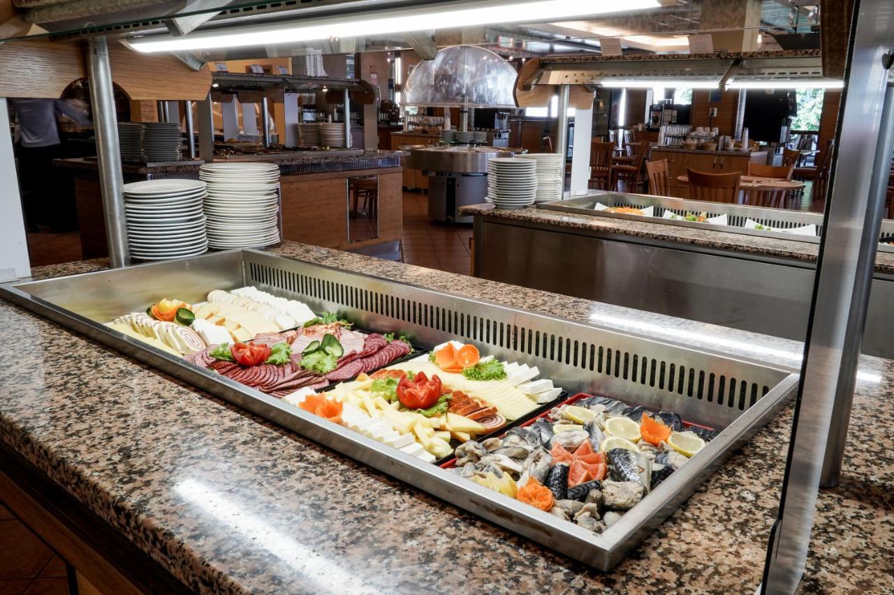Hotel Malibu Albena Kültér fotó